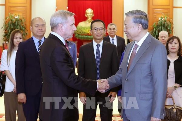 Tổng Bí thư Tô Lâm tiếp Chủ tịch phụ trách Quản trị toàn cầu, Tập đoàn Qualcomm