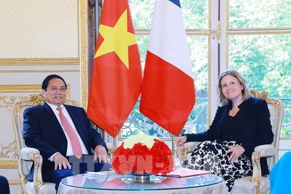 Thủ tướng Phạm Minh Chính hội kiến Chủ tịch Quốc hội Pháp Yael Braun-Pivet
