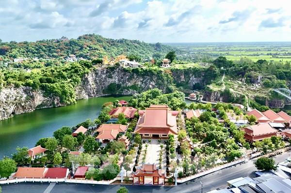 Thiền viện Trúc Lâm  - viên ngọc tâm linh giữa lòng Bảy Núi An Giang