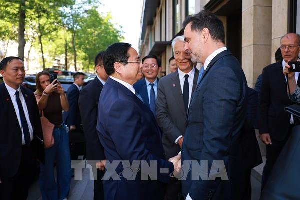 Thủ tướng: Chính phủ kiến tạo, doanh nghiệp phải bắt tay kết nối hai nền kinh tế Việt Nam – Pháp