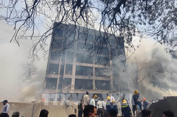 Vụ rơi máy bay tại Ấn Độ: Khó có khả năng còn người sống sót