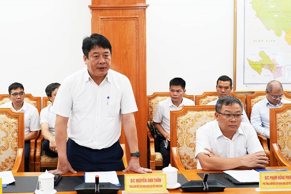 Triển khai các dự án điện mặt trời nổi trên hồ thủy điện ở Lai Châu