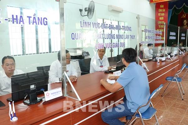 Bình Dương “đưa cán bộ về xã” – Gỡ vướng đất đai ngay tại cơ sở