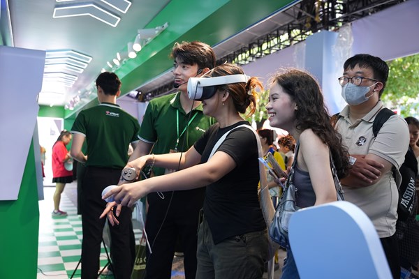 VPBank khẳng định dấu ấn tại Ngày không tiền mặt 2025