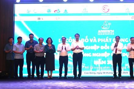 Thúc đẩy đổi mới sáng tạo, chuyển đổi số trong nông nghiệp công nghệ cao