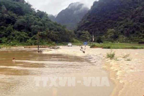 Thủ tướng yêu cầu tập trung ứng phó khẩn cấp với mưa lũ trên lưu vực sông Cả