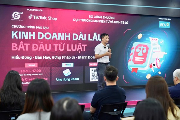 Nắm vững chính sách để doanh nghiệp phát triển bền vững