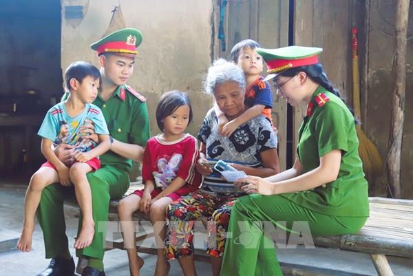 Ban hành quyết định sắp xếp lại Công an cấp tỉnh thành, Công an cấp xã