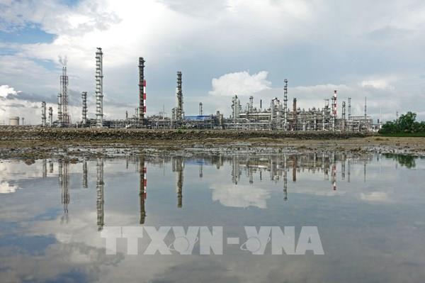 Giá dầu phục hồi khi thị trường dõi theo kế hoạch sản lượng của OPEC+