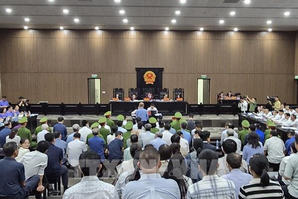 Xét xử vụ Phúc Sơn: Viện Kiểm sát khẳng định “tiền chênh lệch mua bán các lô đất là tiền hối lộ”