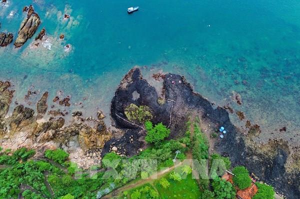 Vẻ đẹp hoang sơ của Ghềnh Đá Đĩa