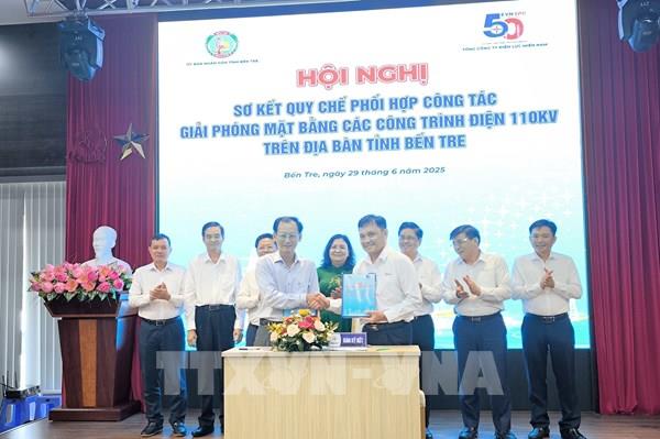 Tăng tốc lưới điện sau sáp nhập