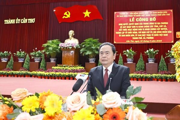 Chủ tịch Quốc hội: Thành phố Cần Thơ định vị vai trò trung tâm kinh tế vùng