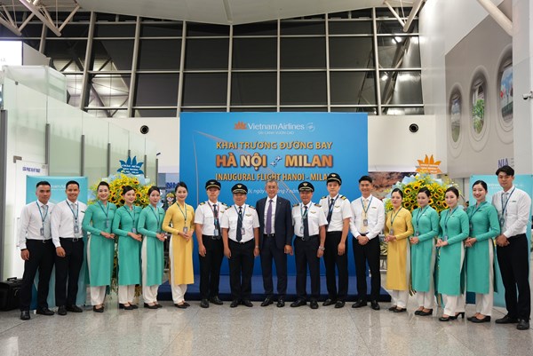 Vietnam Airlines chính thức bay thẳng Hà Nội – Milan (Italy)