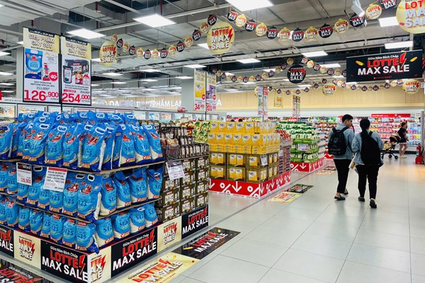 Lotte Mart triển khai chương trình siêu khuyến mãi, giảm giá tới 50% nhiều sản phẩm