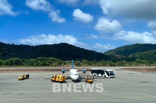 Gần 100.000 lượt hành khách qua sân bay Côn Đảo trong dịp cao điểm Hè