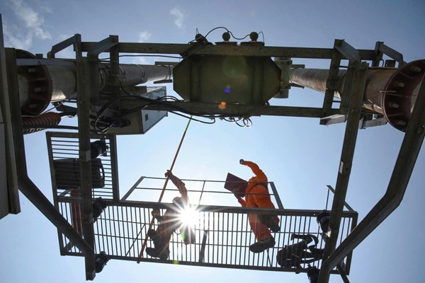 Nắng nóng cực đoan khiến hóa đơn tiền điện tăng vọt