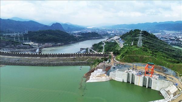 Mục tiêu hòa đồng bộ tổ máy số 1 Dự án Thuỷ điện Hoà Bình mở rộng ngày 19/8