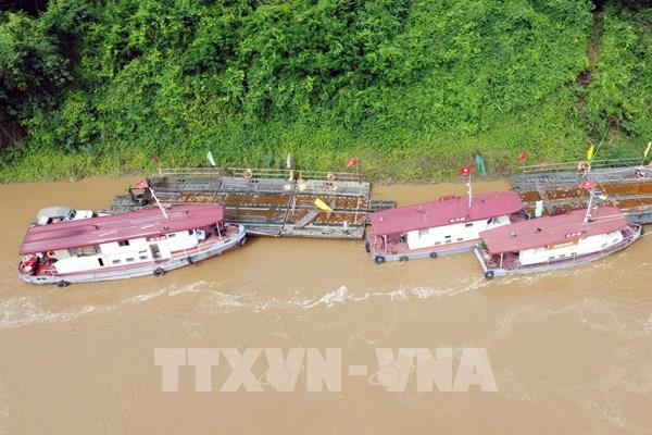 Vận hành lại phà quân sự ở khu vực cầu Phong Châu từ 15 giờ ngày 5/7