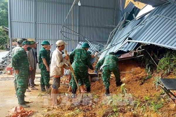 Mưa to, lũ lớn gây nhiều thiệt hại tại vùng núi phía Tây Nghệ An