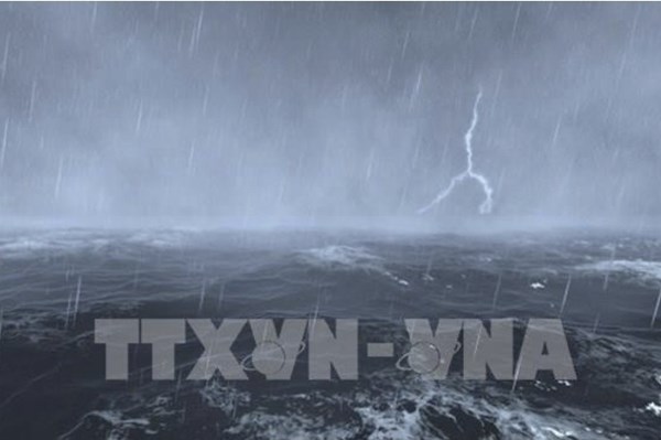 Thời tiết ngày 6/7: Vùng gần tâm bão đi qua, gió cấp 10-11, giật cấp 13, biển động dữ dội.