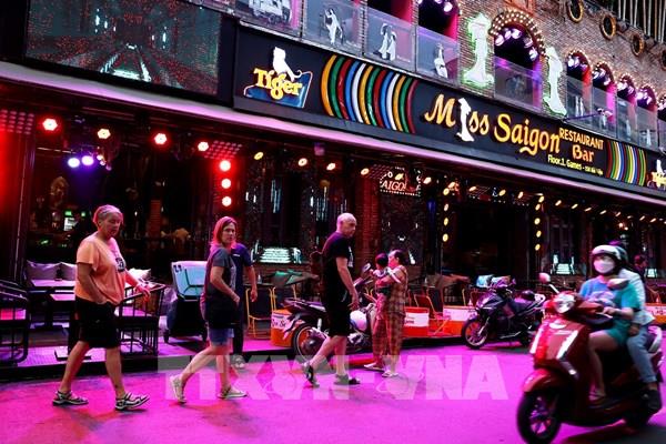 Để kinh tế đêm thêm “tỏa sáng”