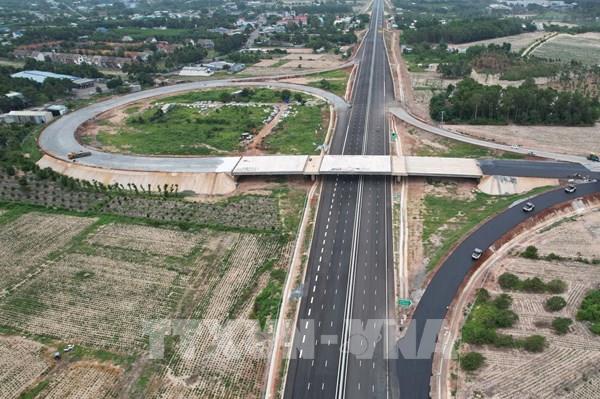 Dự án thành phần 3 cao tốc Biên Hòa – Vũng Tàu chưa đảm bảo tiến độ cầu vượt ngang