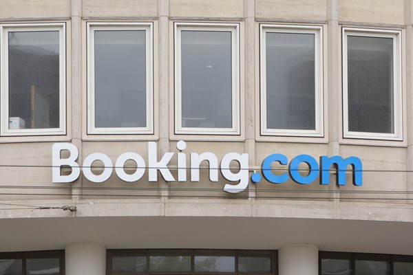Booking.com đối mặt vụ kiện tập thể ở Hà Lan
