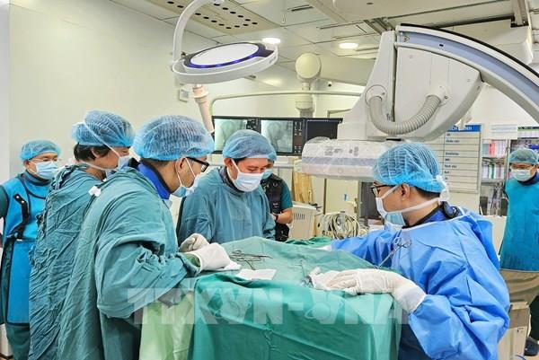 Cứu sống người đàn ông hai lần ngừng tim trong lúc ngủ