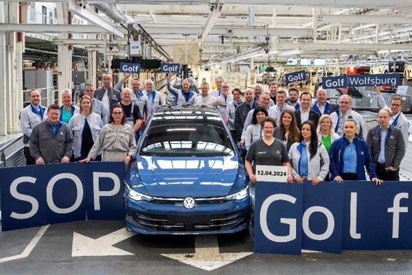 Volkswagen Golf 50 năm: Huyền thoại xe thành công nhất trong lịch sử ngành ô tô