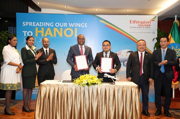Ethiopian Airlines ký kết hợp tác với nhiều doanh nghiệp và mở đường bay đến Việt Nam