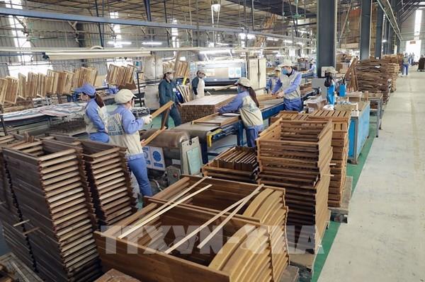 ADB hạ dự báo tăng trưởng của các nền kinh tế lớn ở Đông Nam Á - Việt Nam là điểm sáng
