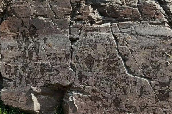 Tranh đá 7.000 năm tuổi của Hàn Quốc được công nhận là Di sản Thế giới