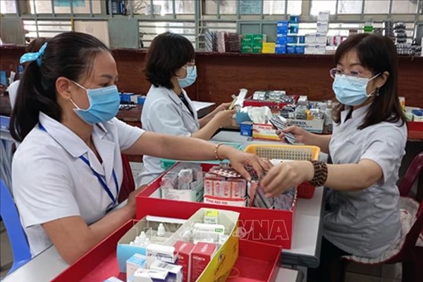 Cấp thuốc Bảo hiểm y tế tối đa 90 ngày: Cần thiết nhưng thận trọng