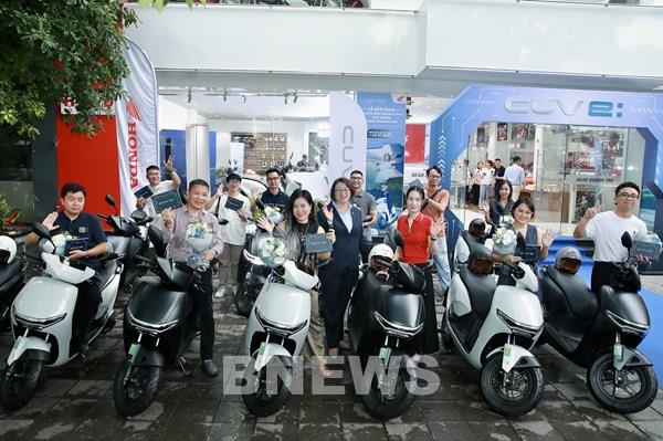 Honda chính thức cho thuê xe máy điện cao cấp CUV e: tại 3 thành phố lớn