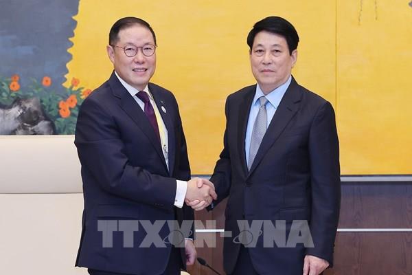 Chủ tịch nước Lương Cường tiếp Chủ tịch Hội đồng Tư vấn kinh doanh APEC 2025