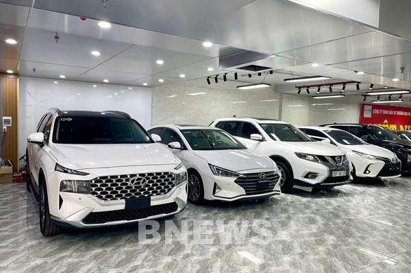 Xe xăng ở Hà Nội trước "giờ G": Thị trường ô tô - xe máy cũ có biến động?