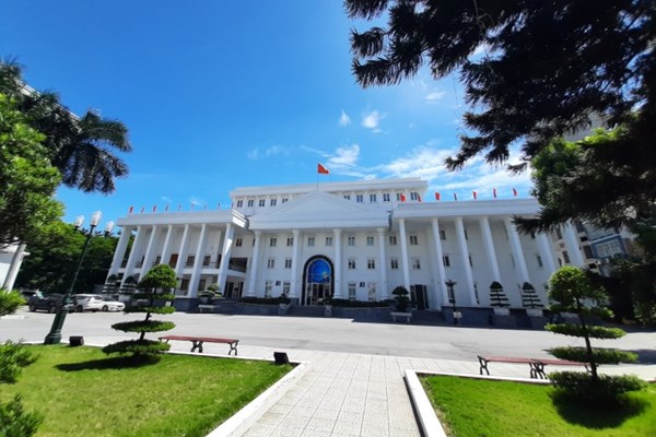 52 thí sinh xét tuyển thẳng Đại học Hà Nội 2025