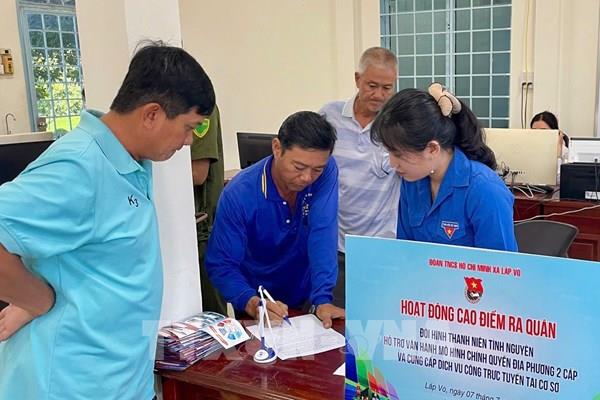 Kết nối lòng dân bằng sức trẻ