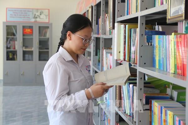 Từ thôn Kiều Thần đến Đại học Ngoại thương: Hành trình của nữ thủ khoa khối A00