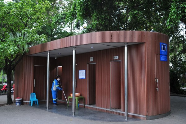 Hà Nội vận động mở cửa nhà vệ sinh miễn phí phục vụ du khách