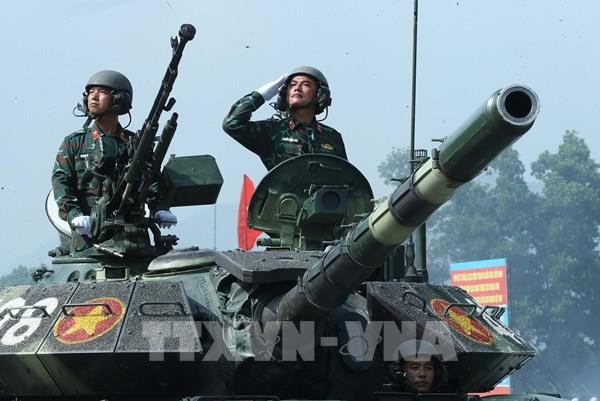 Cận cảnh khối xe thiết giáp tại tổng hợp luyện diễu binh, diễu hành