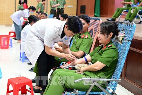 Giọt máu trao đi, tình người lan tỏa