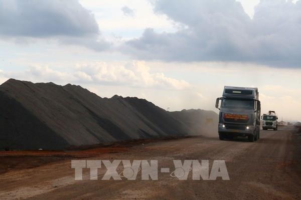 Thi công sân bay Long Thành “vướng” chủng loại đá