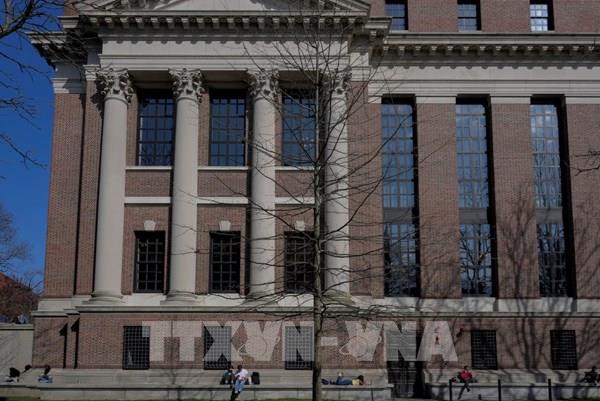 Căng thẳng tại tòa án liên bang giữa Đại học Harvard và chính quyền Donald Trump