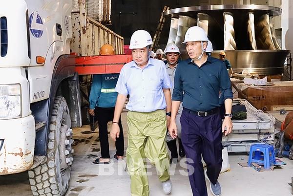Kiểm tra, đốc thúc chặng “nước rút” dự án Thủy điện Hòa Bình mở rộng