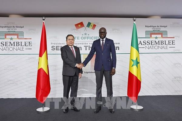 Lễ đón trọng thể Chủ tịch Quốc hội Trần Thanh Mẫn thăm chính thức Senegal