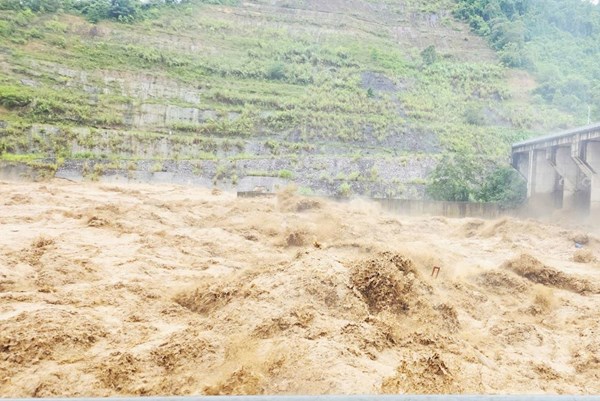 Thủy điện Khe Bố ứng phó nhanh, đảm bảo an toàn hạ du trong mưa lũ lớn