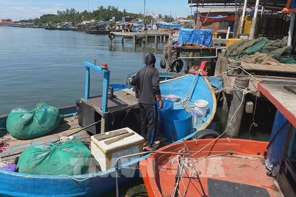 Bất cập cảng cá tại cửa biển Sa Cần (Quảng Ngãi)