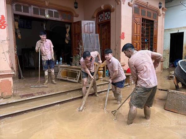 Lan tỏa nghĩa tình, đồng hành cùng nhân dân sau lũ